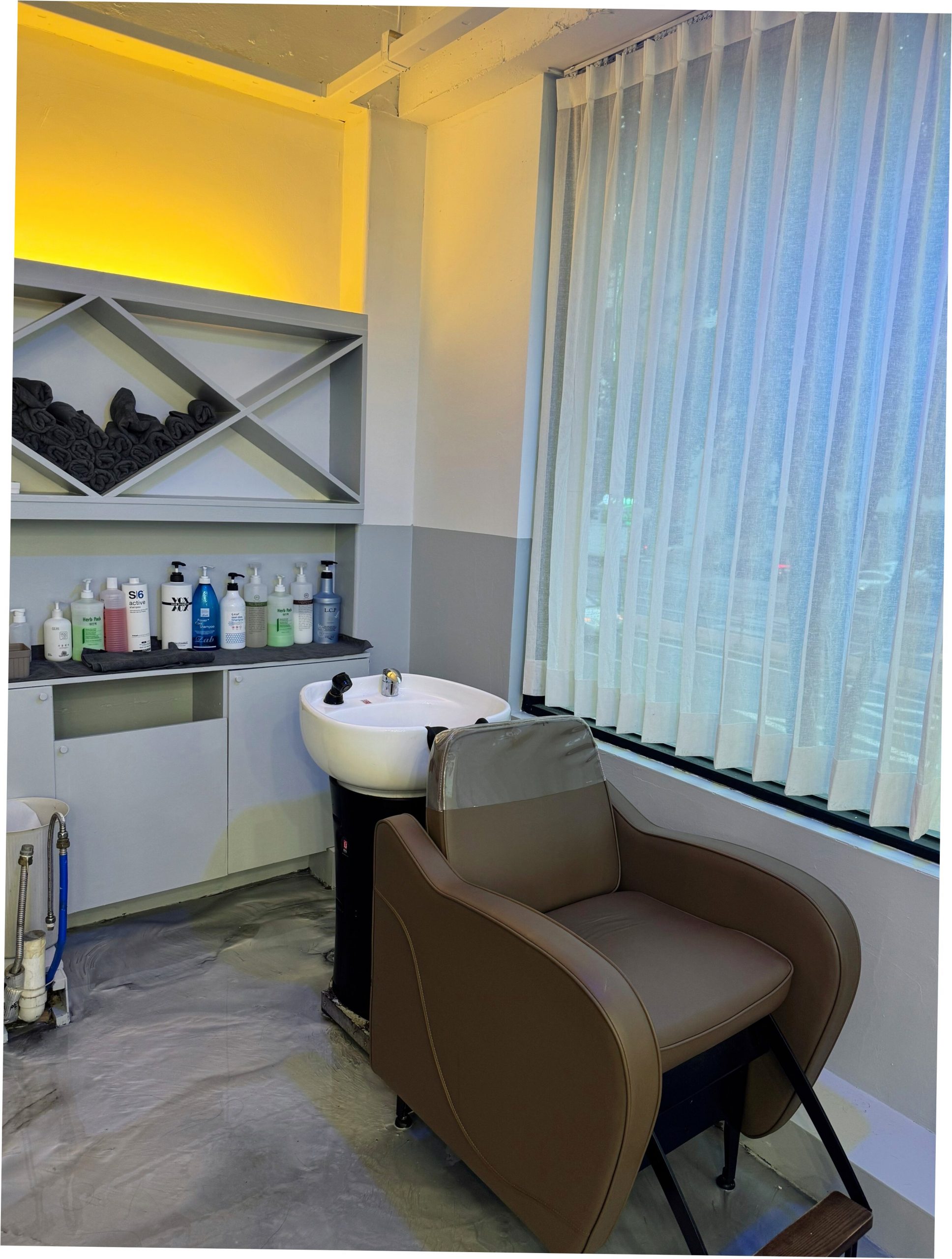 장한평역 미용실 펌 종류 총정리 – C컬, S컬, 볼륨펌, 다운펌